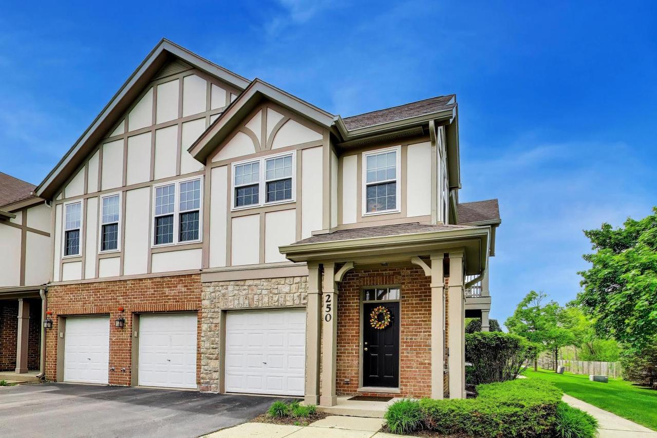 210 Rosehall Dr. #250, Lake Zurich, IL 60047
