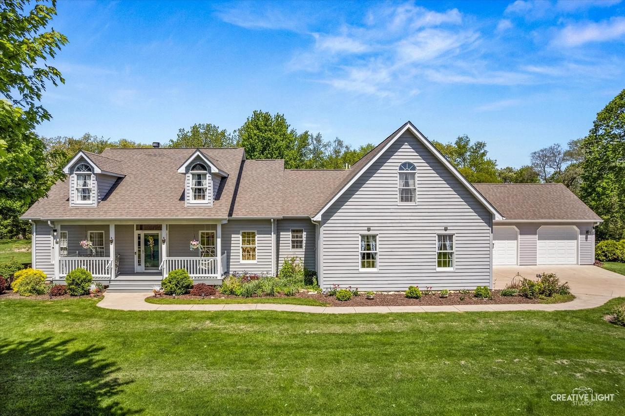 16073 Burr Oak Rd., Plano, IL 60545