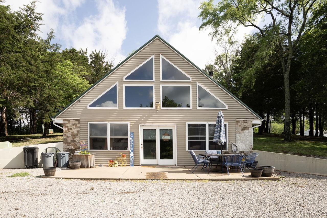 588 Toler Ln., Goreville, IL 62939