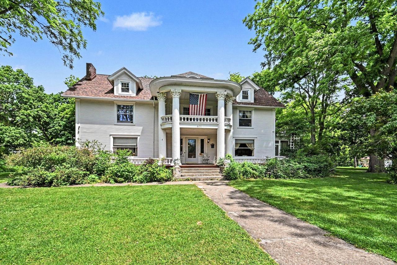 401 E Prairie St., Odell, IL 60460