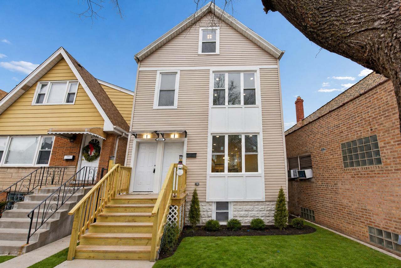 4904 W 31st St., Cicero, IL 60804