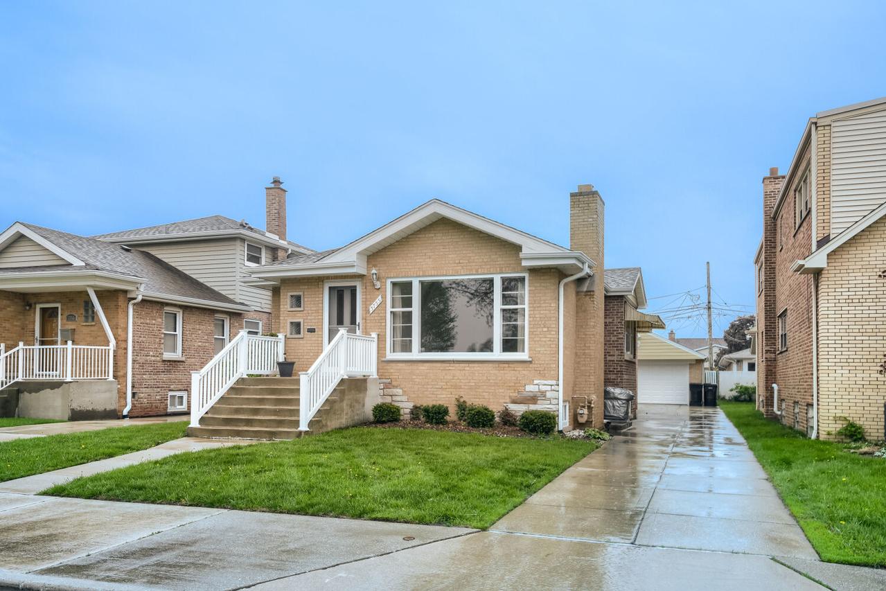 3755 W 112th Pl., Chicago, IL 60655