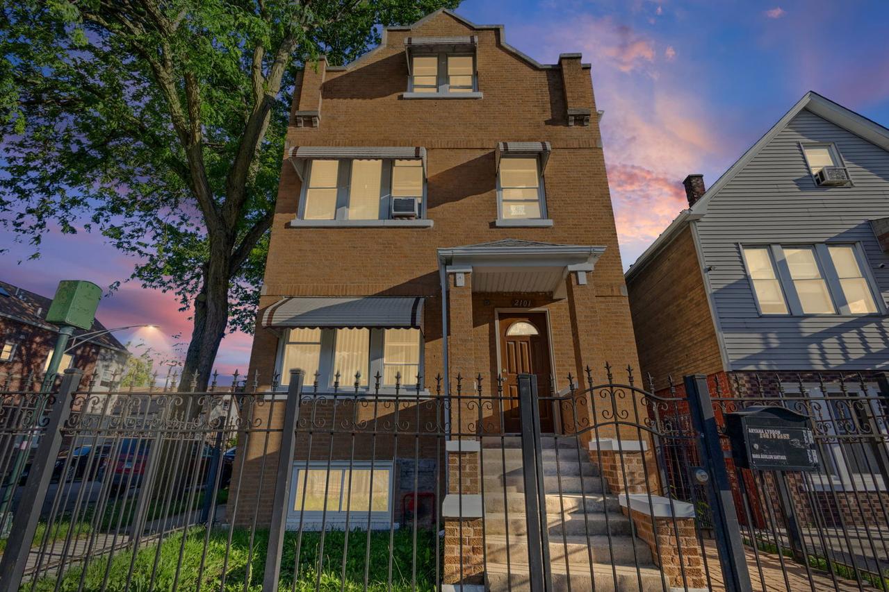 2101 W 51st St., Chicago, IL 60609