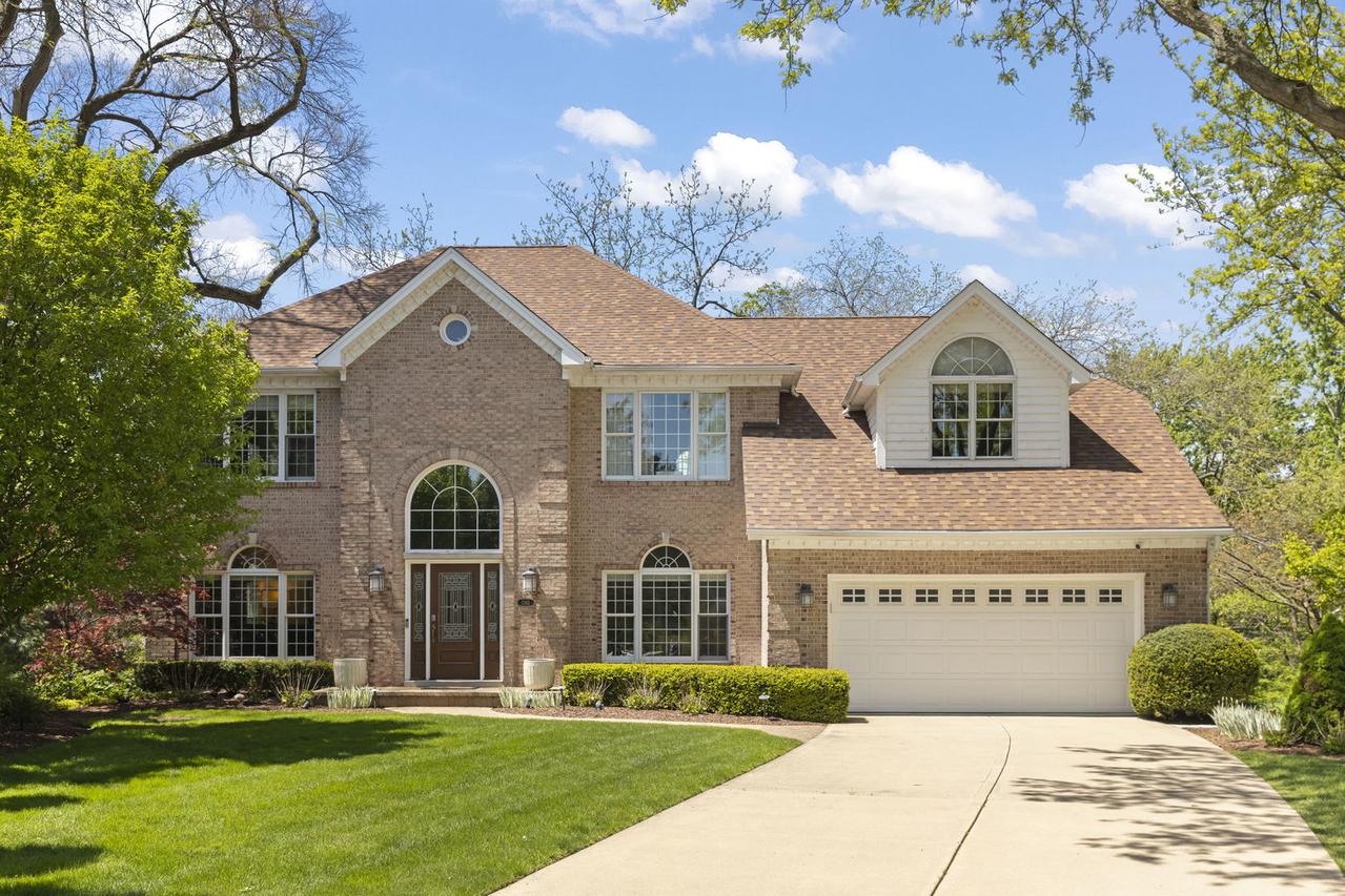 1262 Midwest Ln., Wheaton, IL 60189