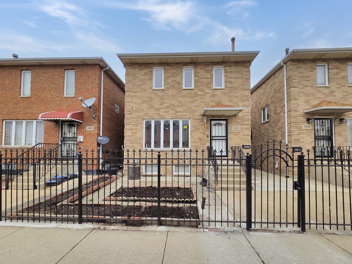 1350 W 32nd St. #A, Chicago, IL 60608