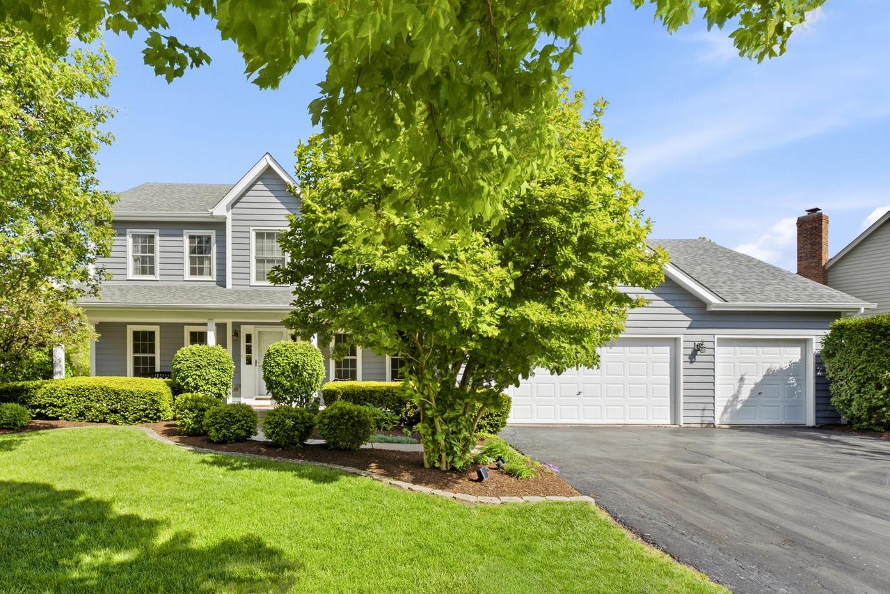 1260 Cromwell Ln., Naperville, IL 60564