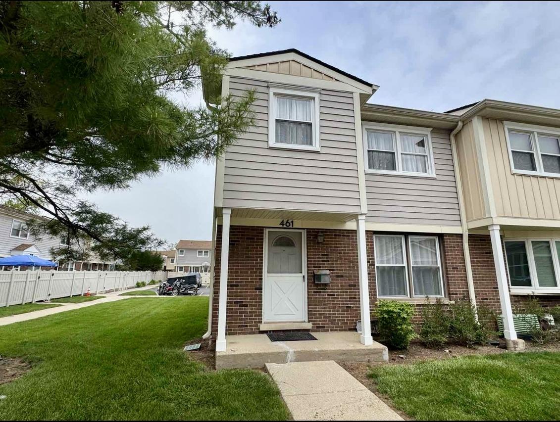 461 Congress Ct., Wood Dale, IL 60191