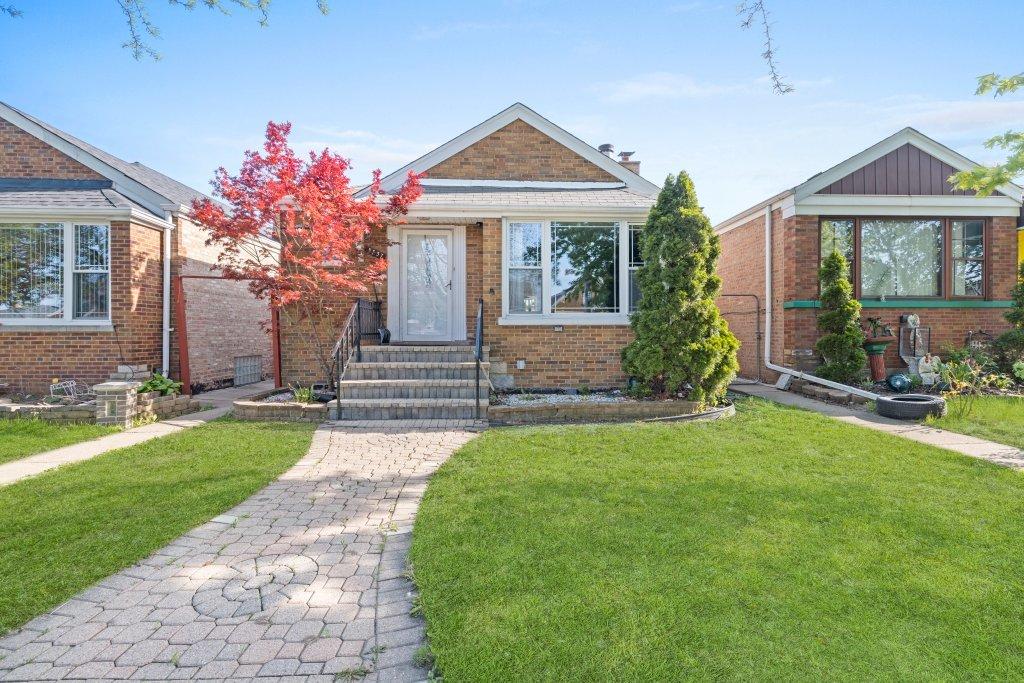 3737 W 70th St., Chicago, IL 60629