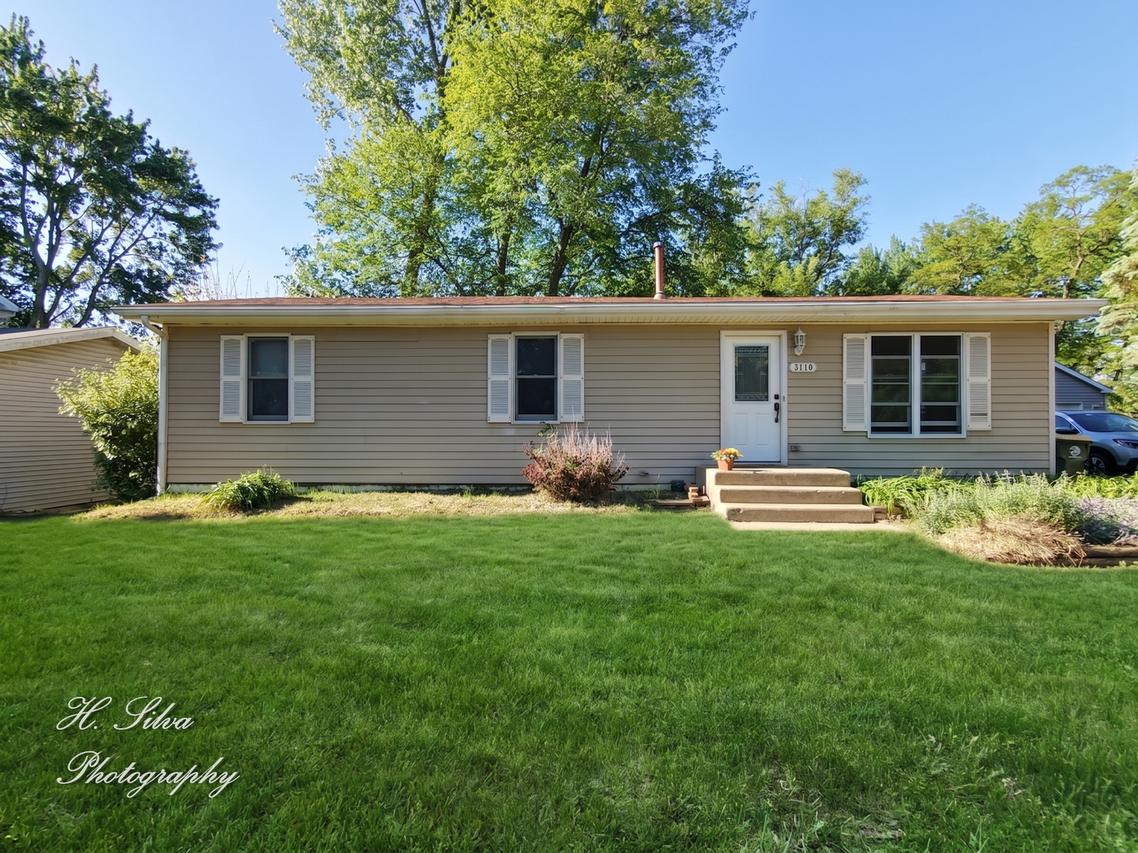 2110 Fairview Ave., Fox River Grove, IL 60021