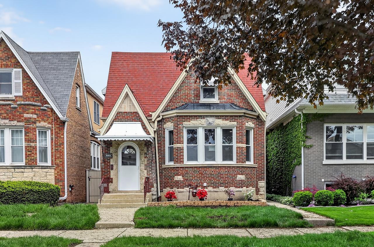 5624 W Pensacola Ave., Chicago, IL 60634