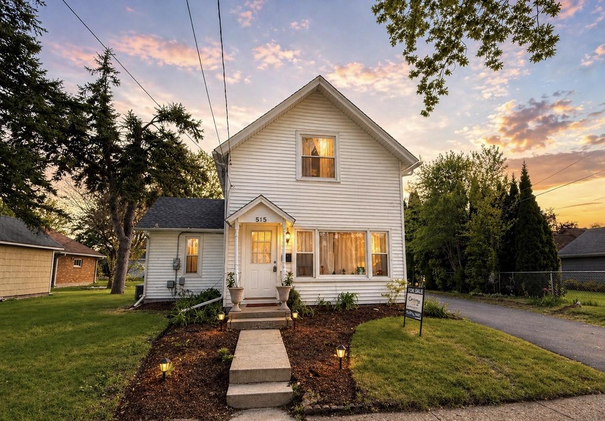 515 Oak St., Elgin, IL 60123