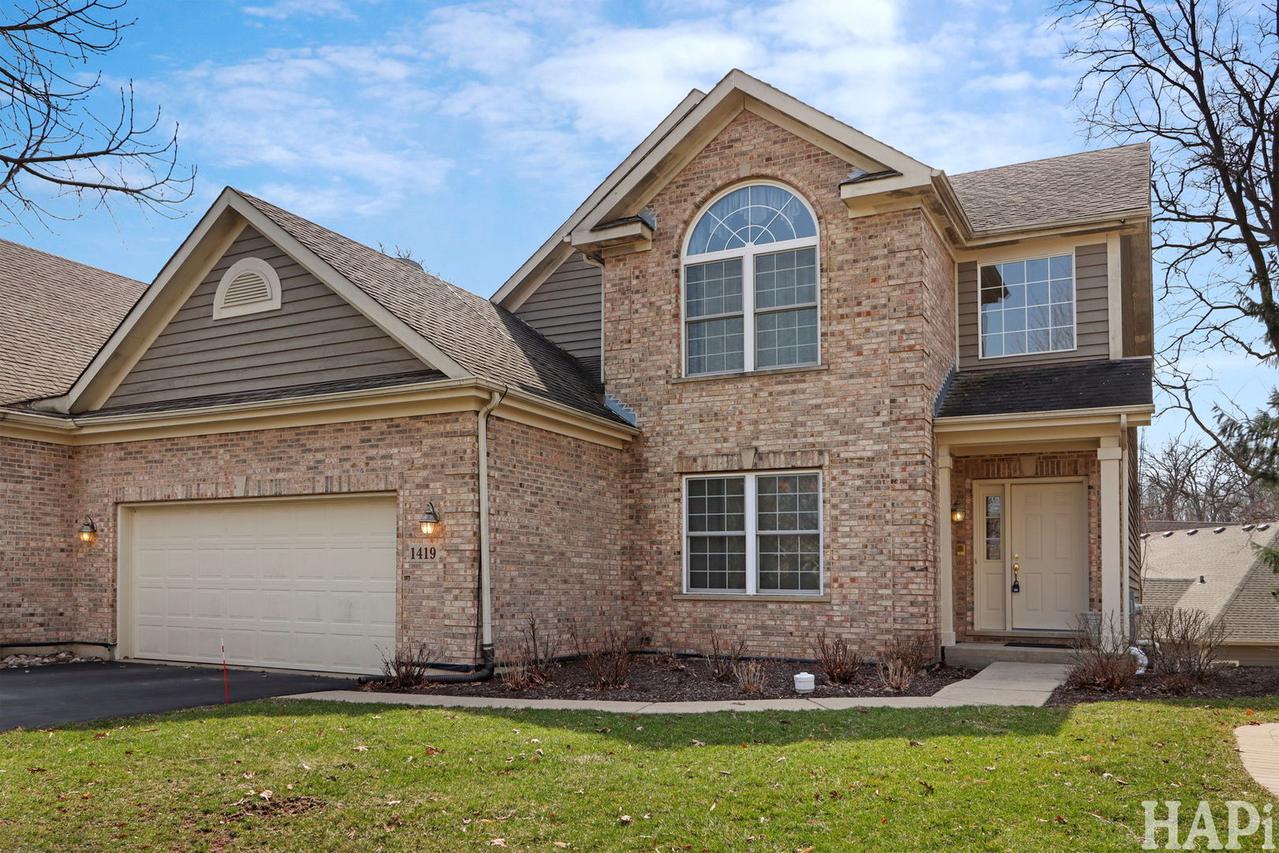 1419 White Oak Ln., Woodstock, IL 60098