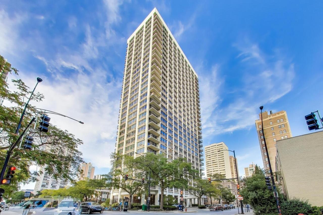 88 W Schiller St. #2903L, Chicago, IL 60610