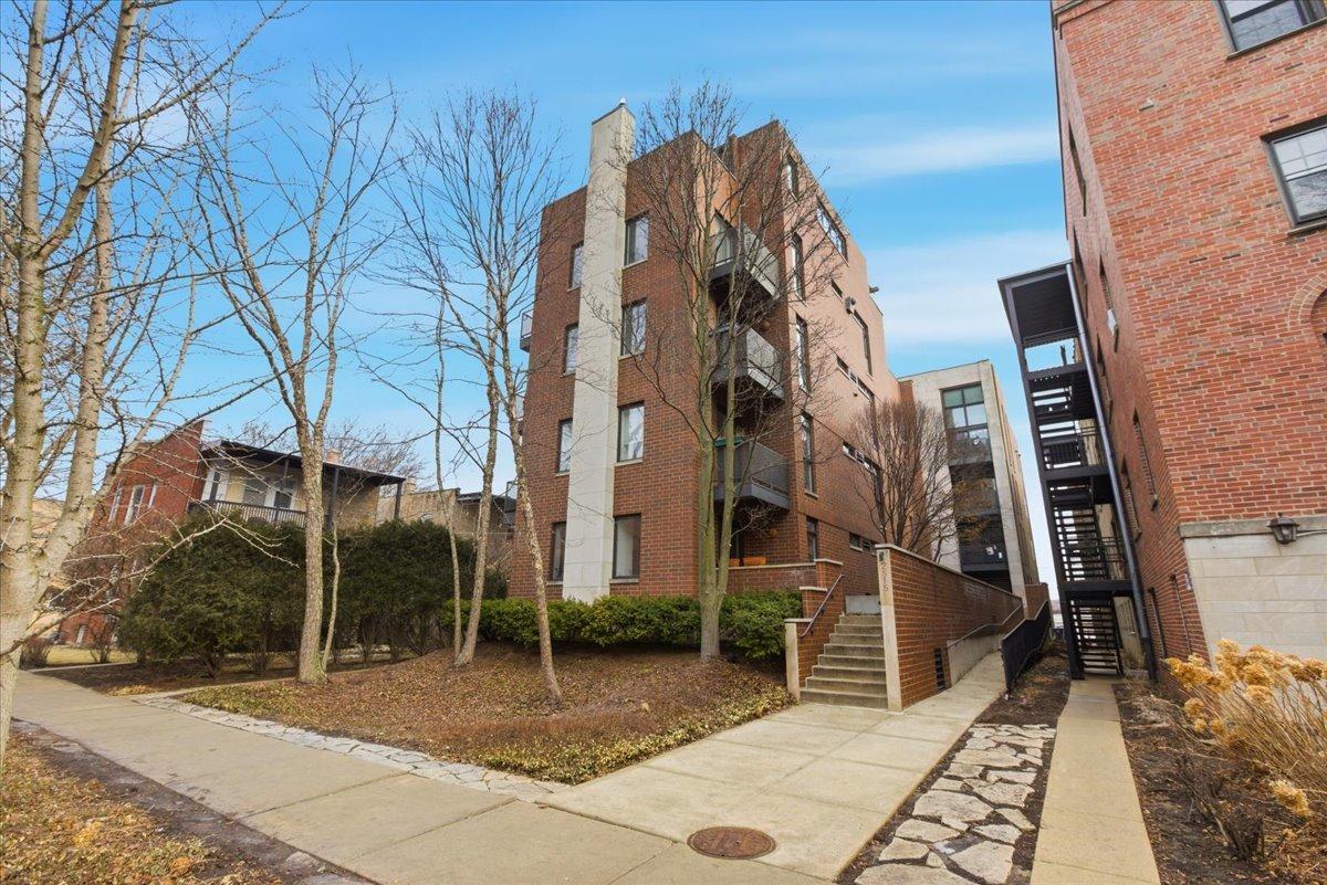 2515 Prairie Ave. #1E, Evanston, IL 60201