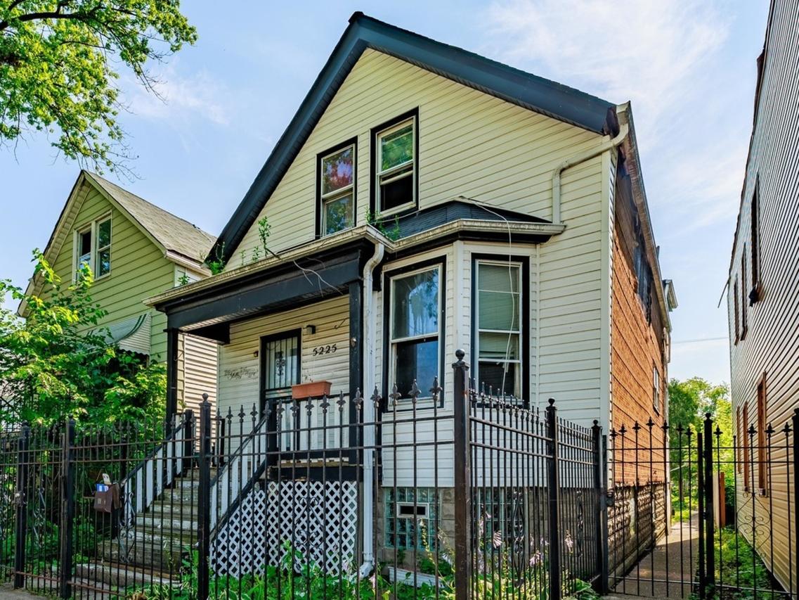 5225 S Wood St., Chicago, IL 60609