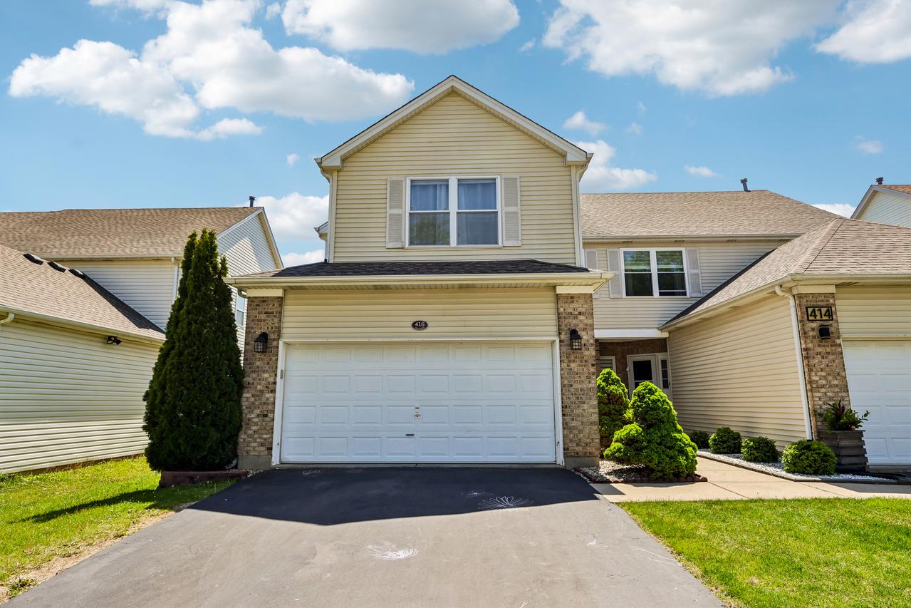 416 Grace Dr., Lake In The Hills, IL 60156
