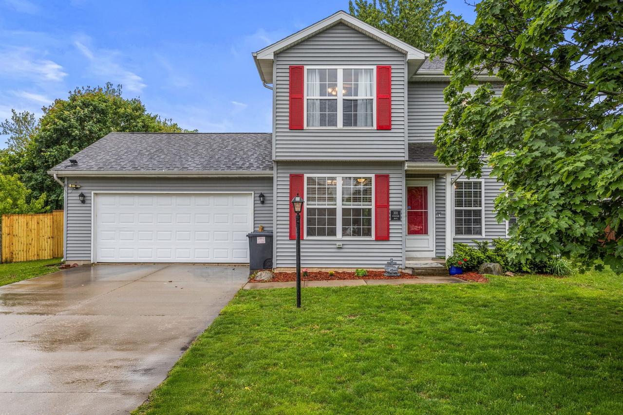 301 Windstone Dr., Tolono, IL 61880