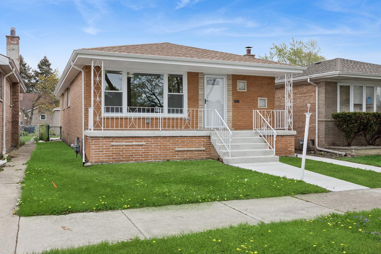 12621 S Wood St., Calumet Park, IL 60827
