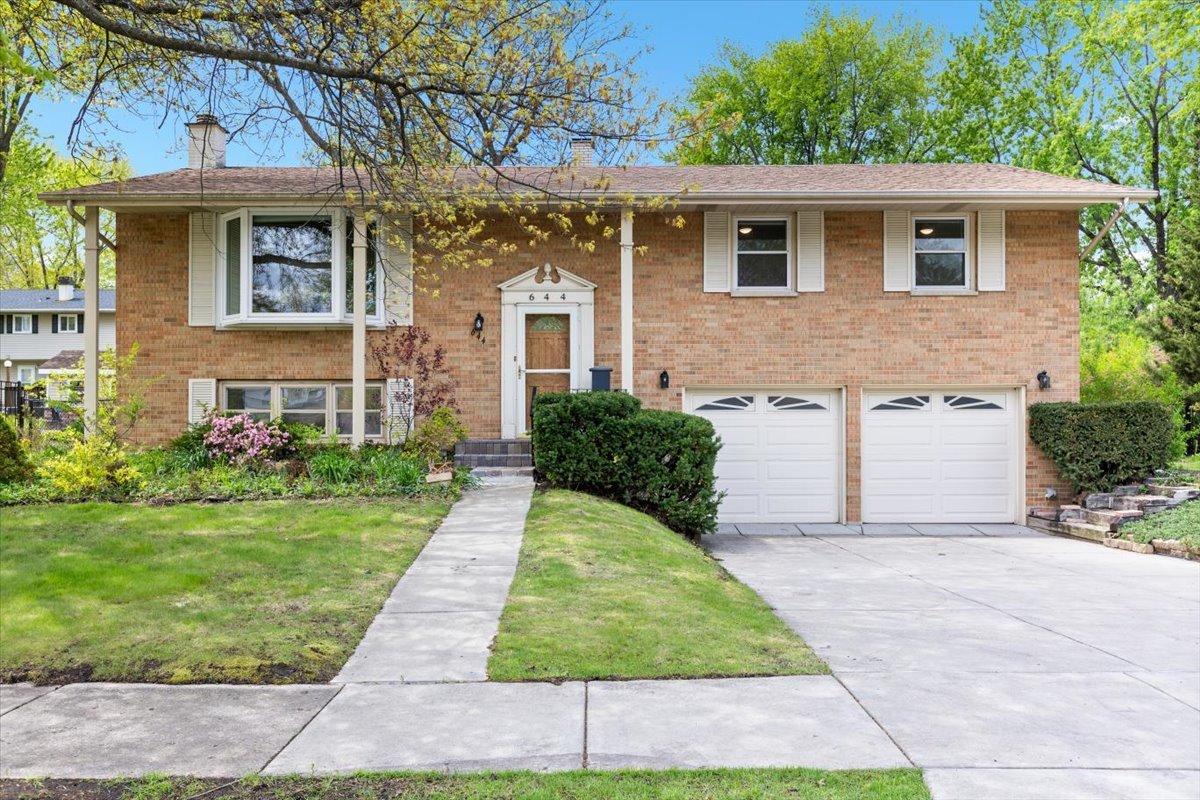 644 N Glenn Dr., Palatine, IL 60074
