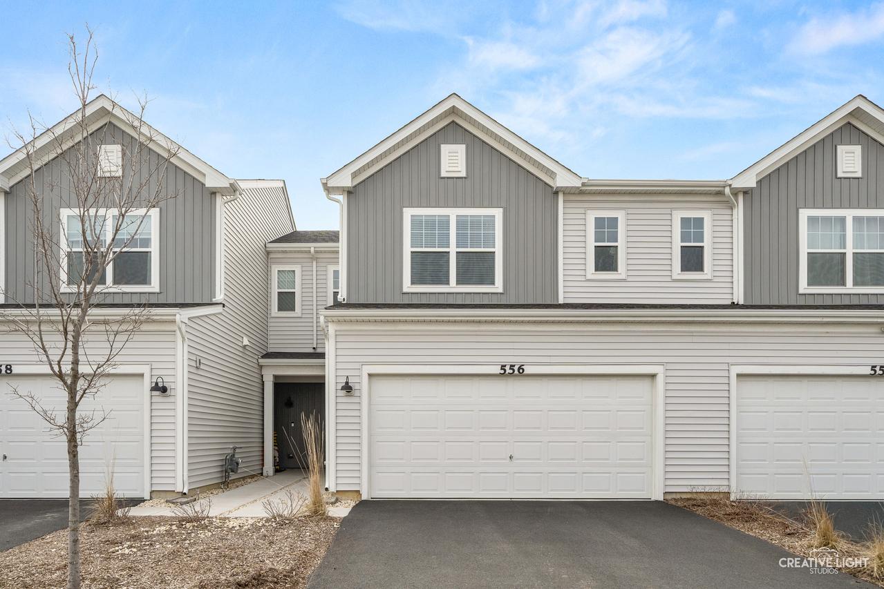 556 Comstock Rd., South Elgin, IL 60177