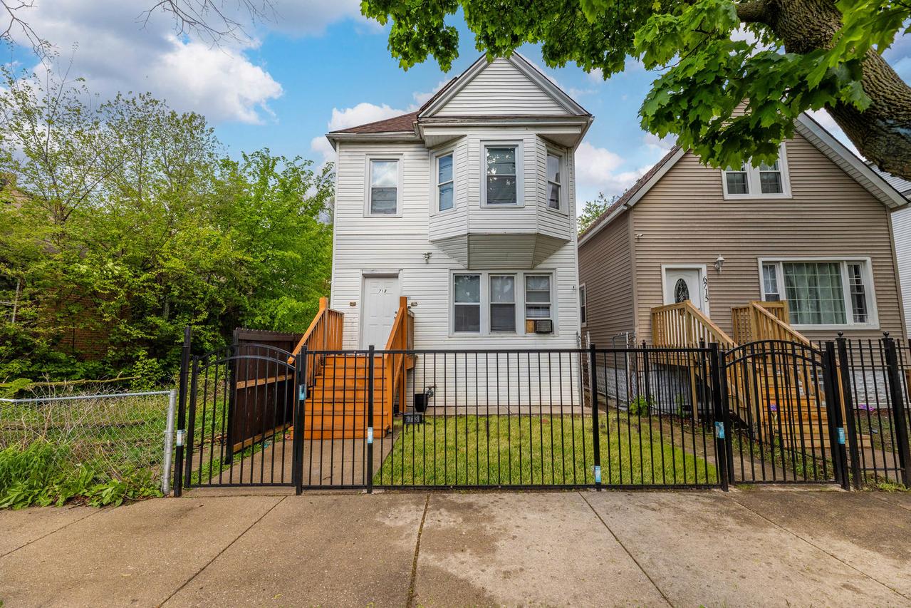 6713 S Sangamon St., Chicago, IL 60621