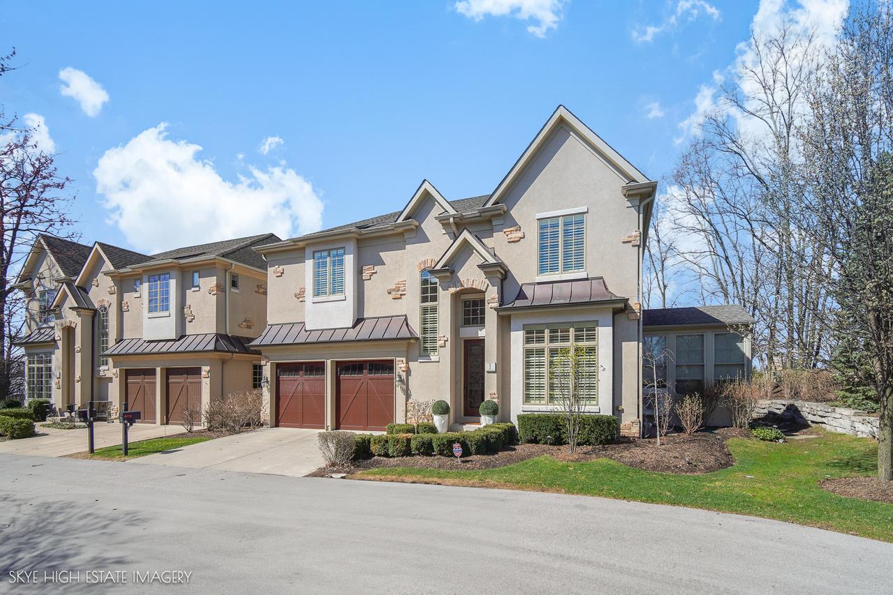 1 Willowcrest Dr., Oak Brook, IL 60523