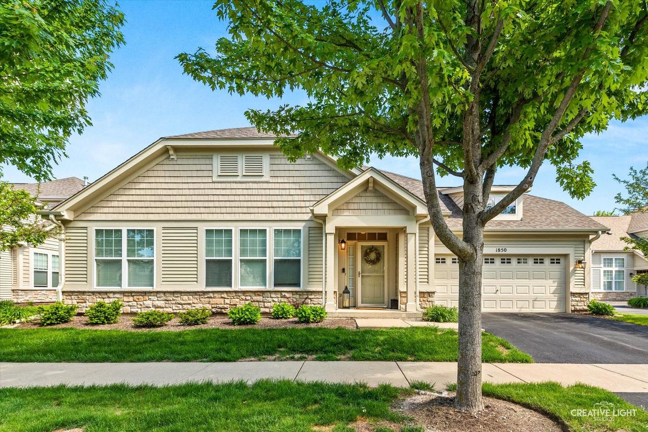 1850 Foxridge Ct., Aurora, IL 60502