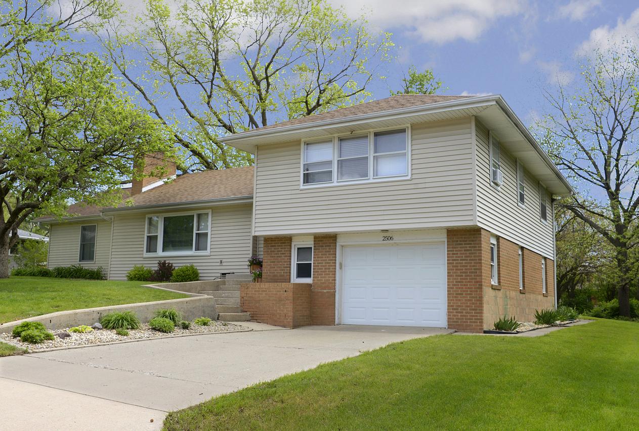 2506 Sunset Blvd., Ottawa, IL 61350