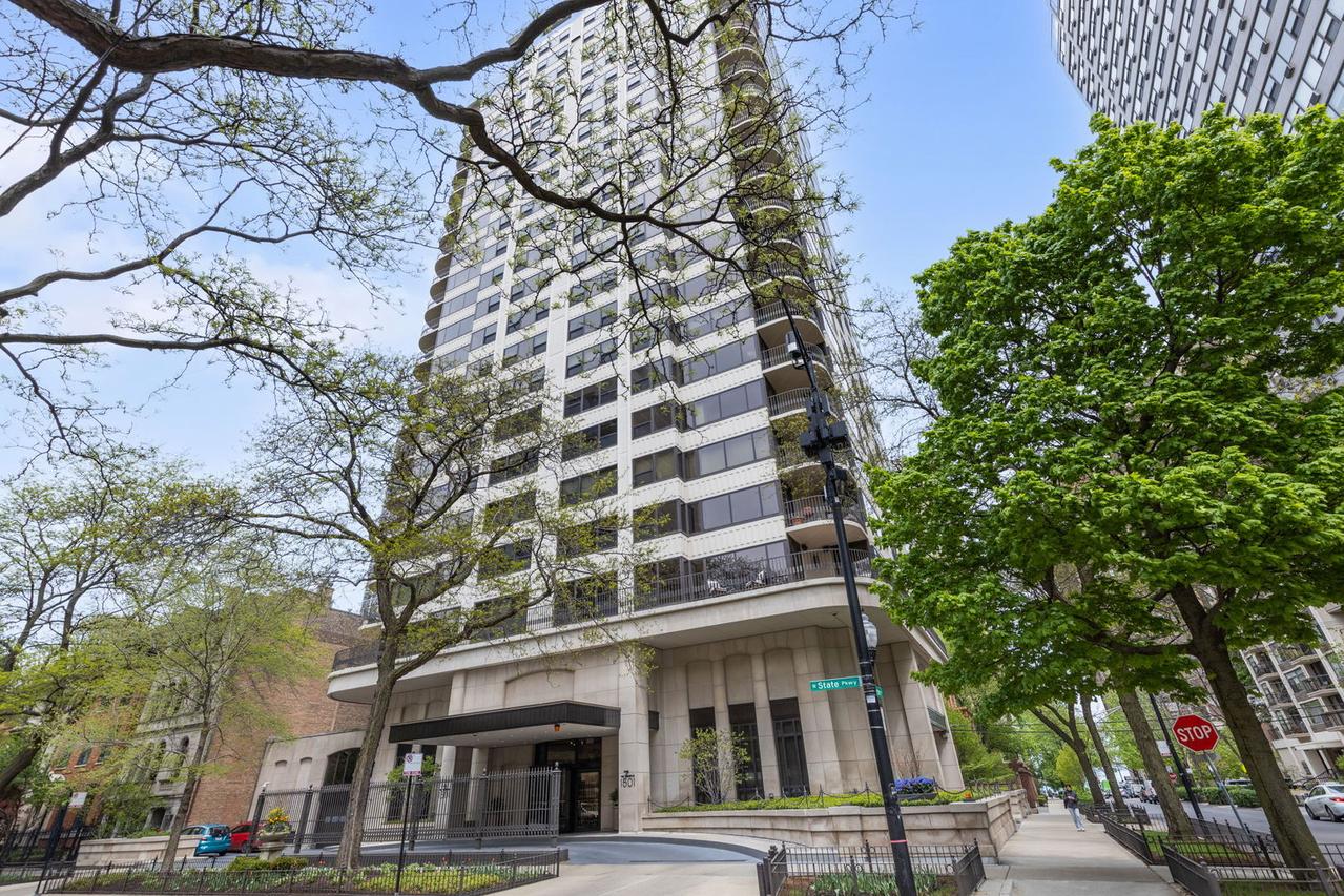 1501 N State Pkwy. #23F, Chicago, IL 60610