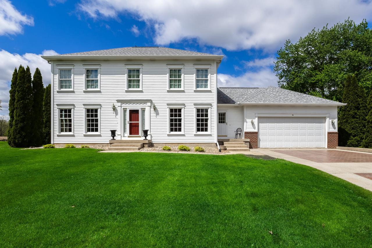 14 Timberlane Dr., Geneseo, IL 61254