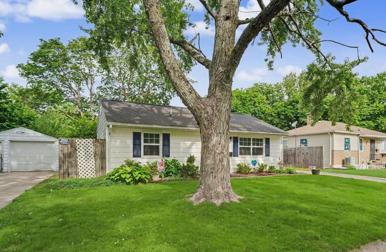 1401 S Cottage Grove Ave., Urbana, IL 61801