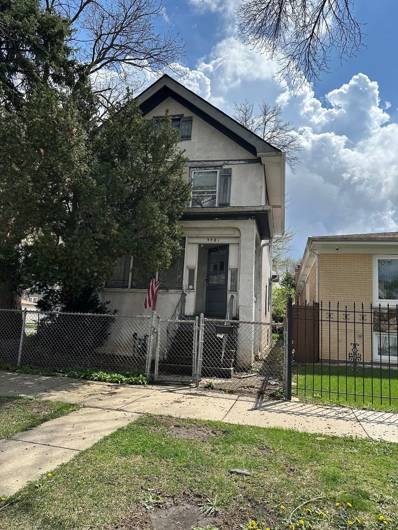 5901 W Berenice Ave., Chicago, IL 60634