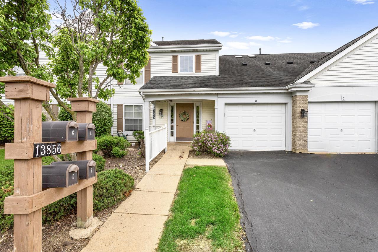 13856 S Balsam Ln. #C, Plainfield, IL 60544