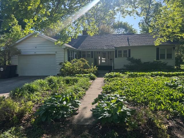 305 N East St., Leroy, IL 61752