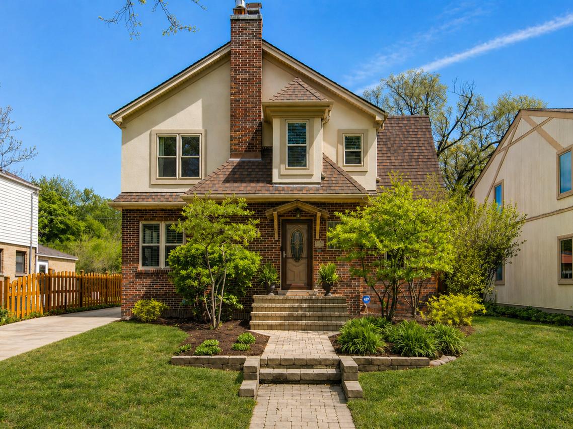 805 S Mitchell Ave., Arlington Heights, IL 60005