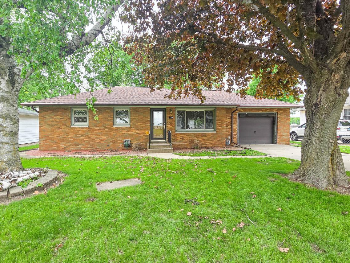 1718 Grace St., Streator, IL 61364