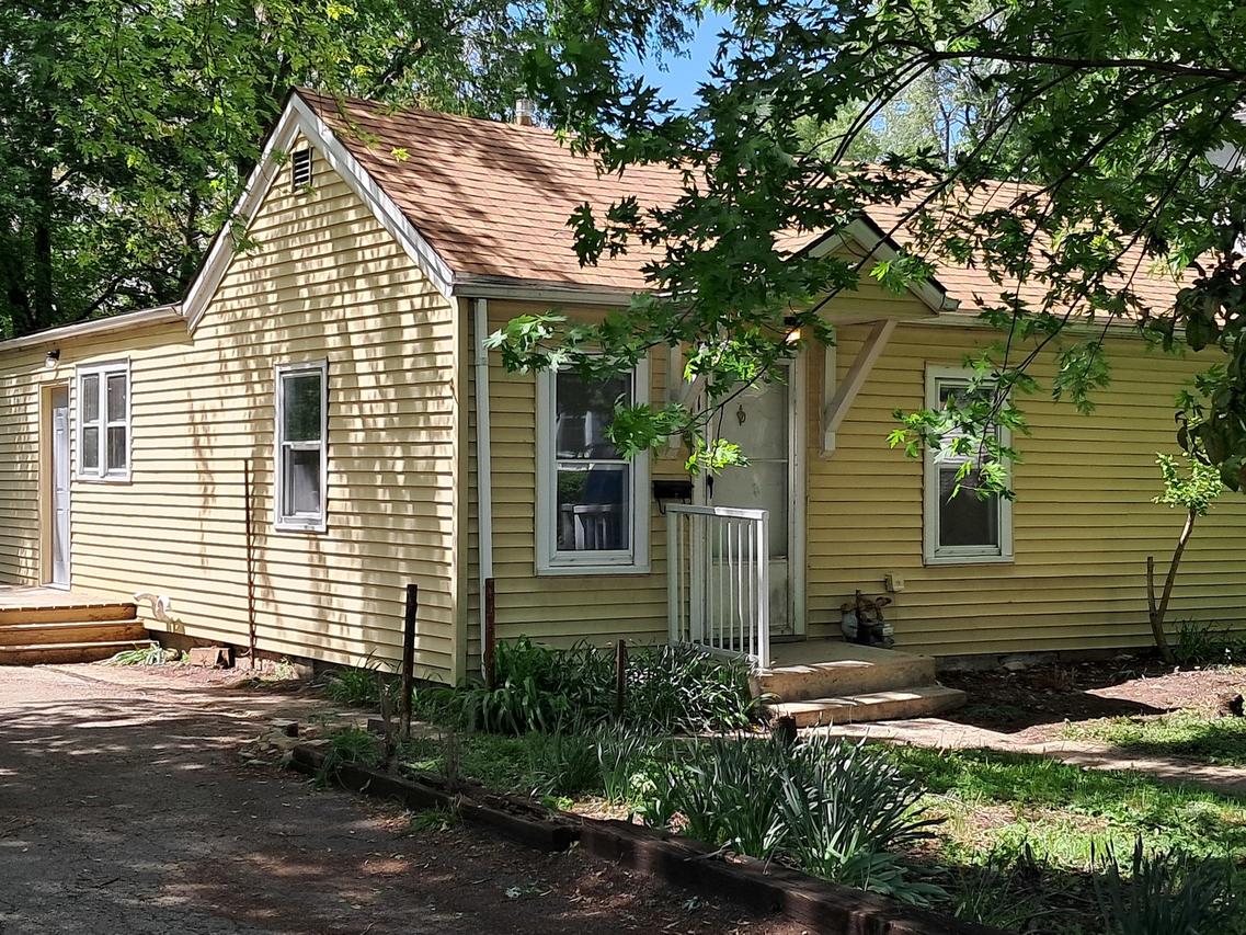 21 Wilson Ave., Joliet, IL 60433