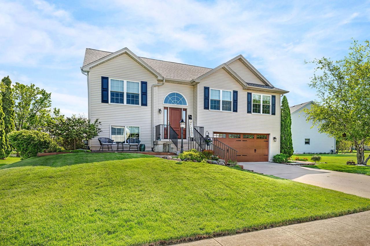 402 Savoy Dr., Shorewood, IL 60404