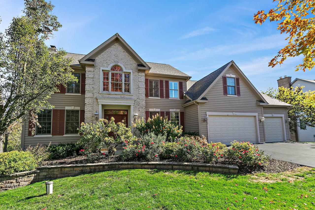 8120 Gage Ln., Cary, IL 60013
