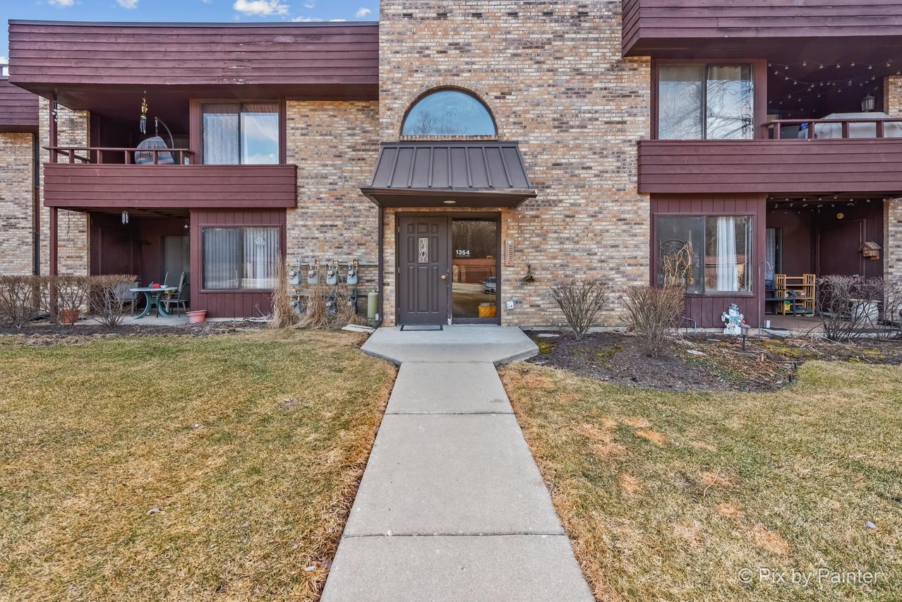 1354 N Sterling Ave. #103, Palatine, IL 60067