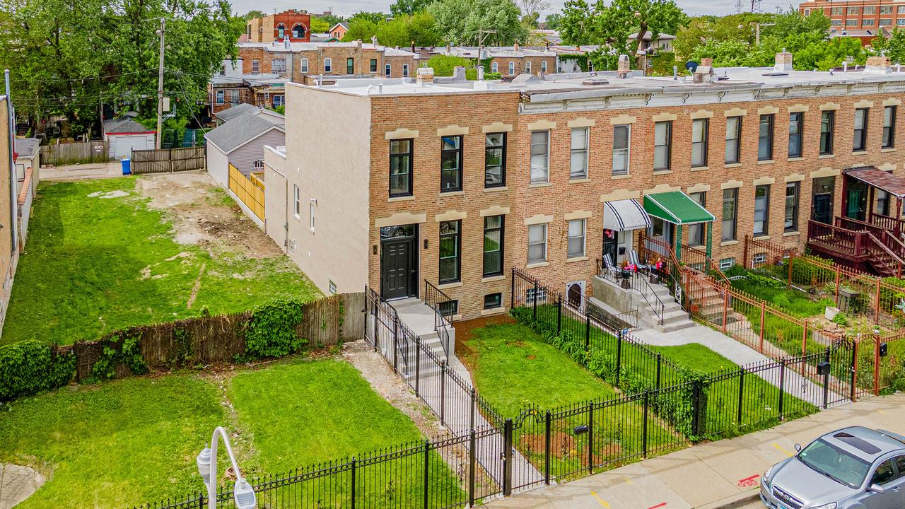 2417-19 W Flournoy St., Chicago, IL 60612