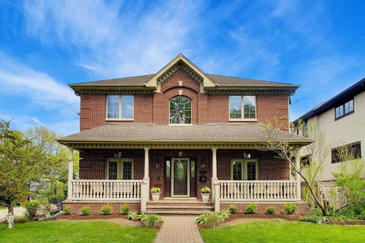 327 S Knight Ave., Park Ridge, IL 60068
