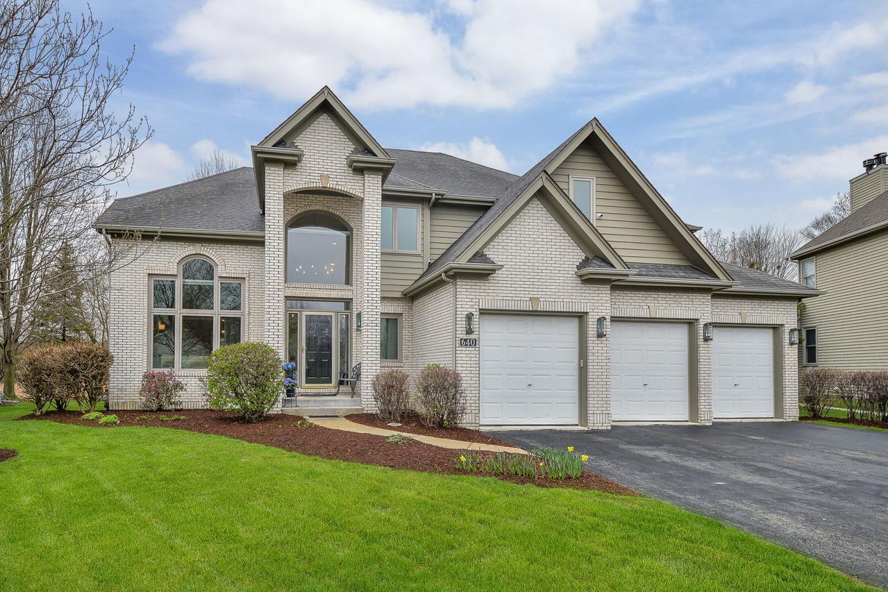 640 Kendridge Ct., Aurora, IL 60502