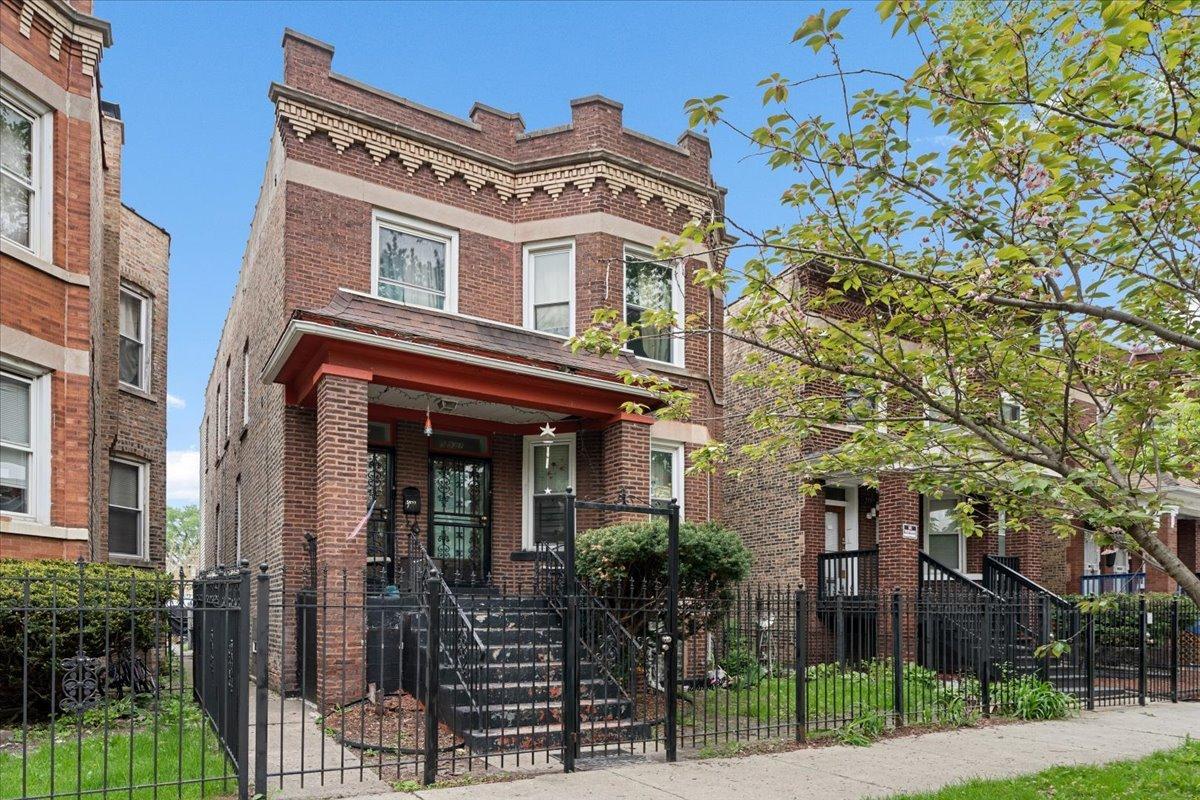 5937 S Maplewood Ave., Chicago, IL 60629