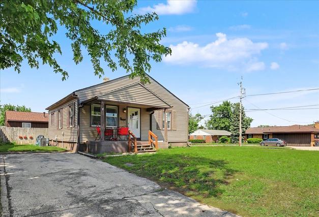 New Homes with Master Bedrooms on the 1st Floor in Pekin: May 2nd to May 8th