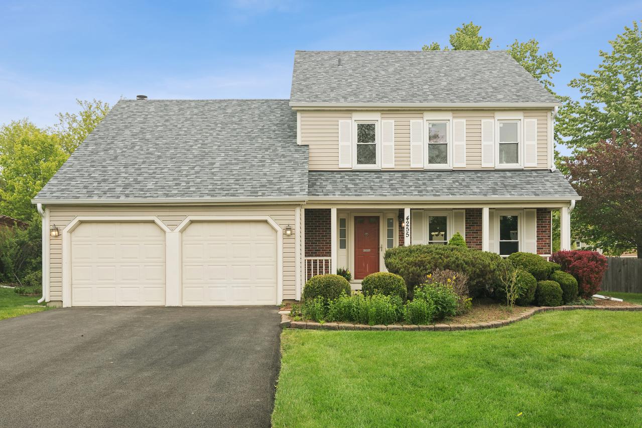 4255 Oak Knoll Ln., Hoffman Estates, IL 60192