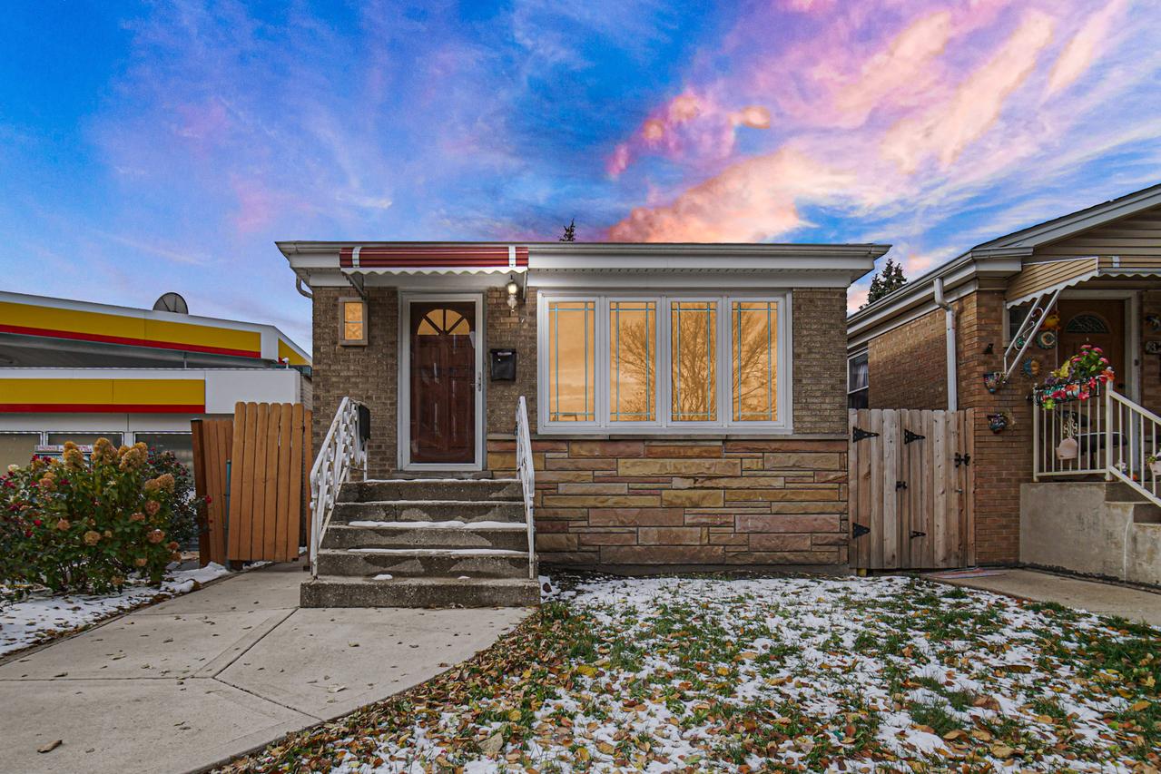 3210 N Narragansett Ave., Chicago, IL 60634