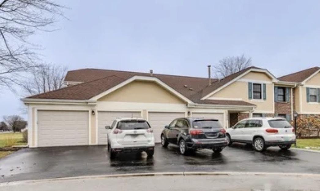 1022 Boxwood Ct. #A1, Wheeling, IL 60090