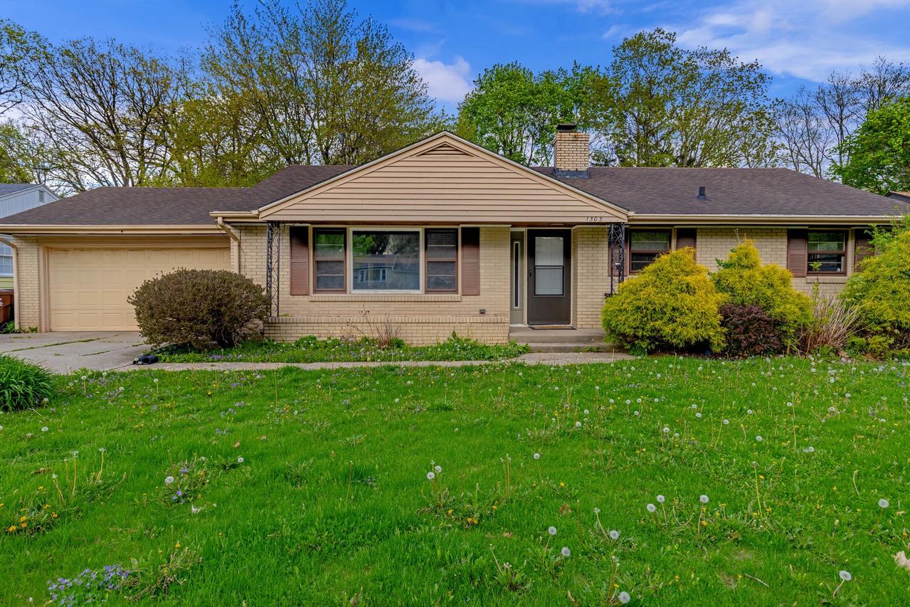 1303 Roncevalles Ave., Rockford, IL 61107