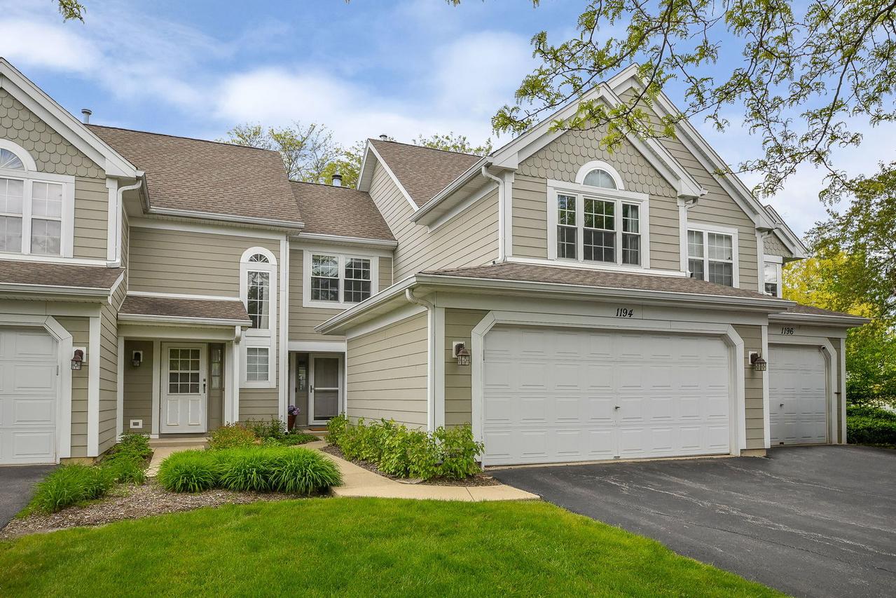 1194 Scott Ct., Carol Stream, IL 60188